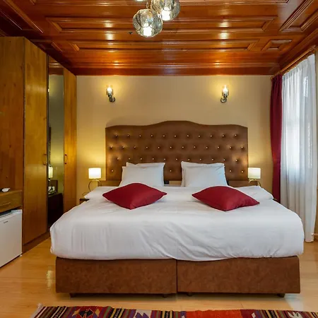 Wonder Wood Hotel Istanbul Exterior photo