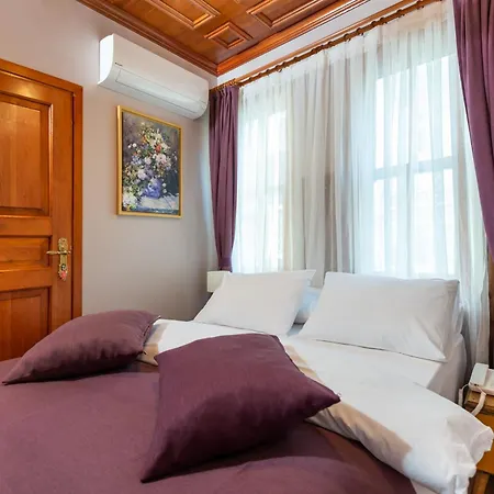 Wonder Wood Hotel Istanbul Exterior photo