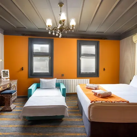 Wonder Wood Hotel Istanbul Exterior photo