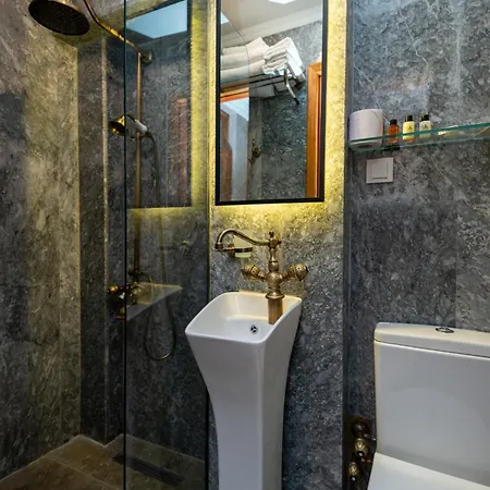 Wonder Wood Hotel Istanbul Exterior photo
