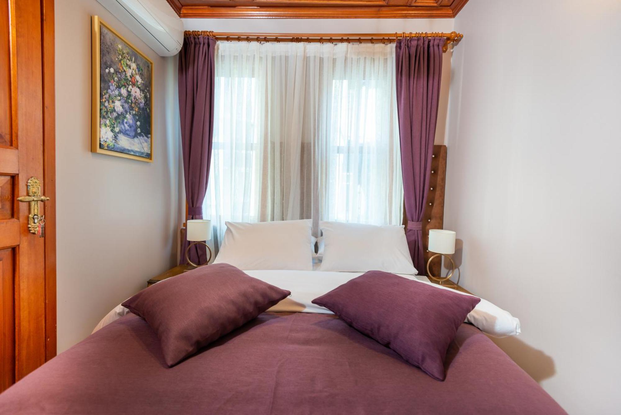 Wonder Wood B&B