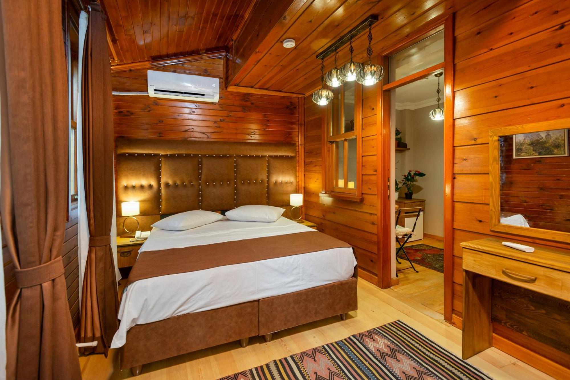 B&B Wonder Wood